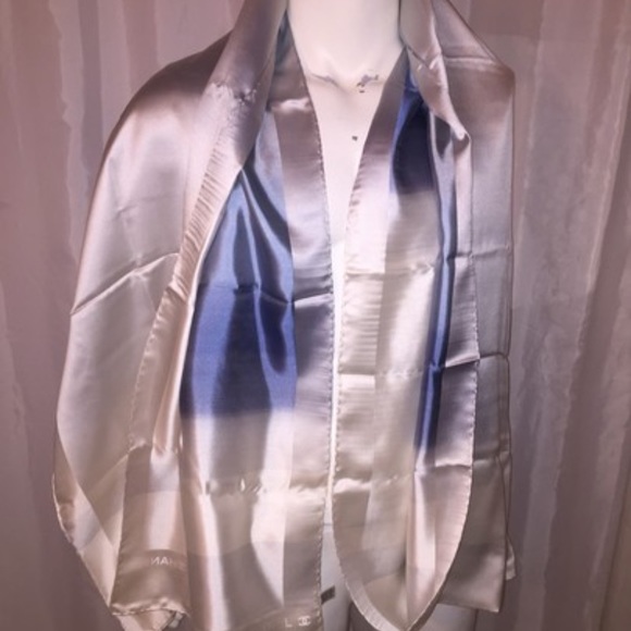 CHANEL white/blue silk ombré evening wrap/scarf - Picture 8 of 12